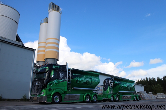 Mercedes Benz Actros Highway Hero